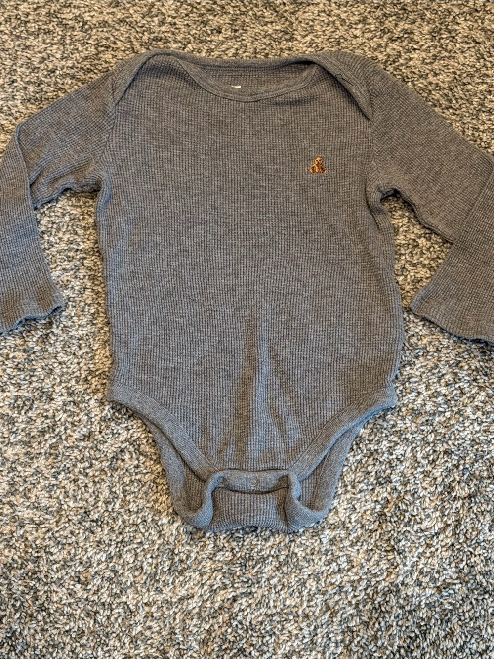 Baby Gap Brannan Bear Gray Waffle Knit Long Sleeve Bodysuit 18-24M